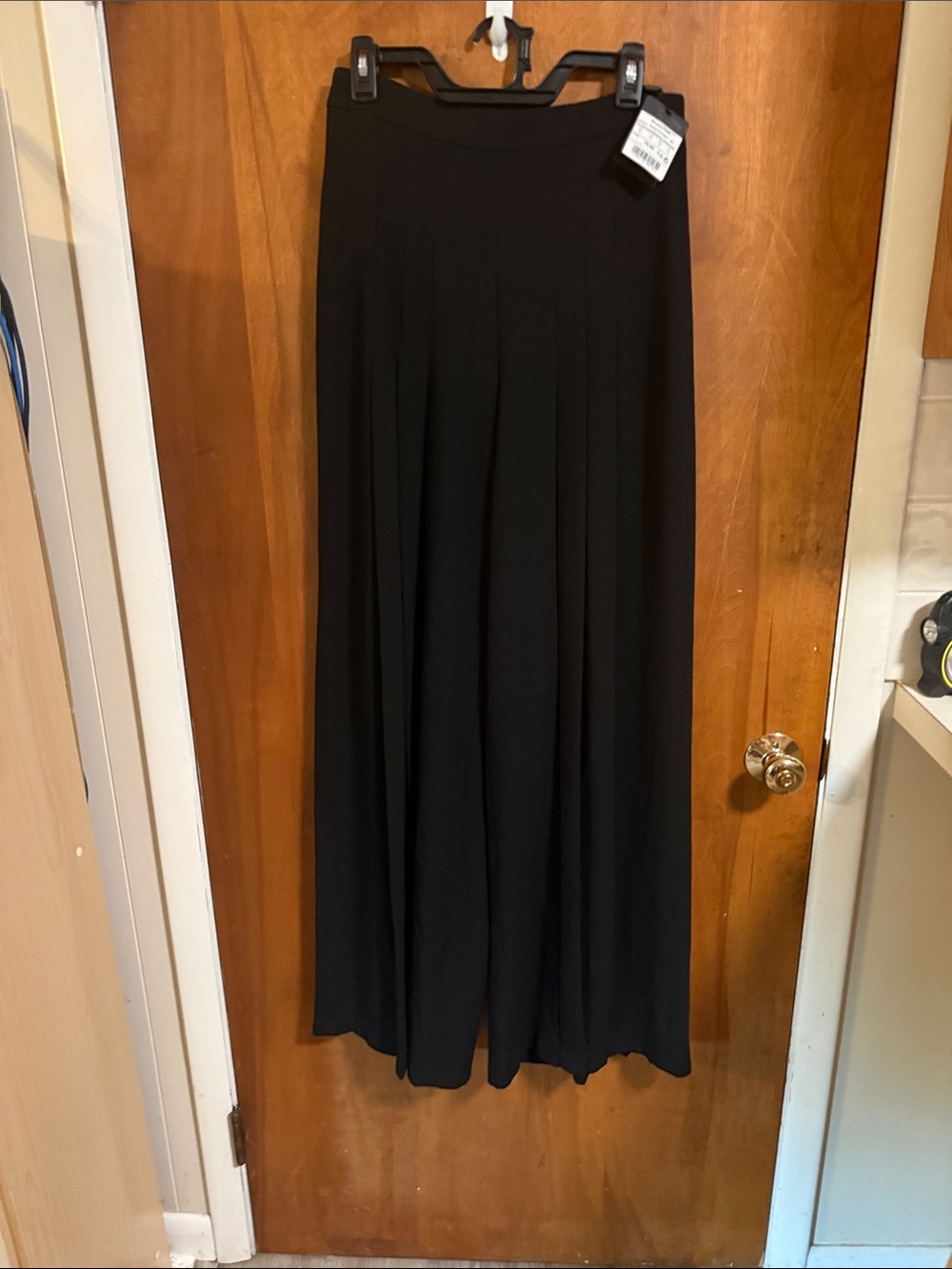 Massimo Dutti Black Pleated Wide Leg pants